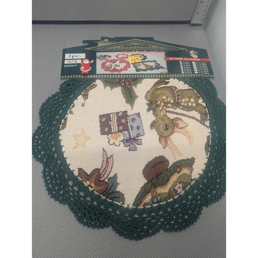 Set of 2 Vintage Christmas Tapestry Doilies Green Crochet Lace 14